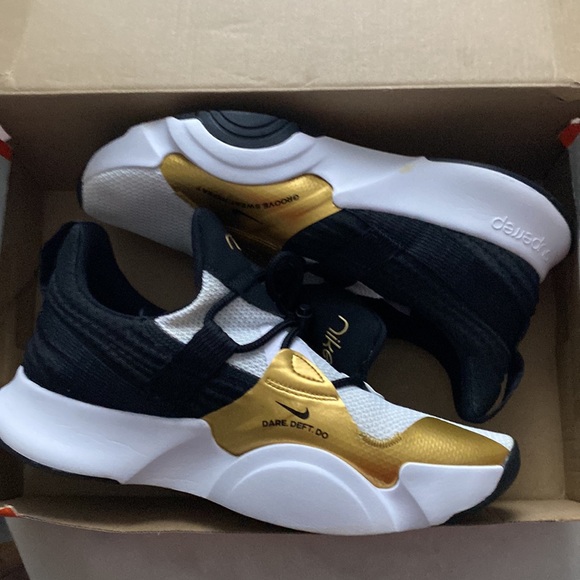 Women’s NIKE SUPER PREP GROOVE SZ 9.5 - Picture 12 of 16